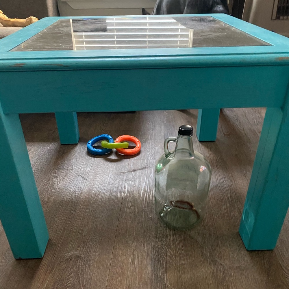 Furniture - Picture 5 of 7